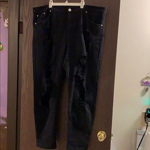 Boohoo Black Distressed Jeans